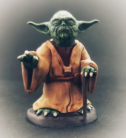Figurine Yoda peinte